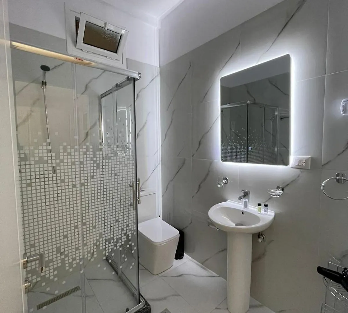 Ilvi Guesthouse Gjirokaster