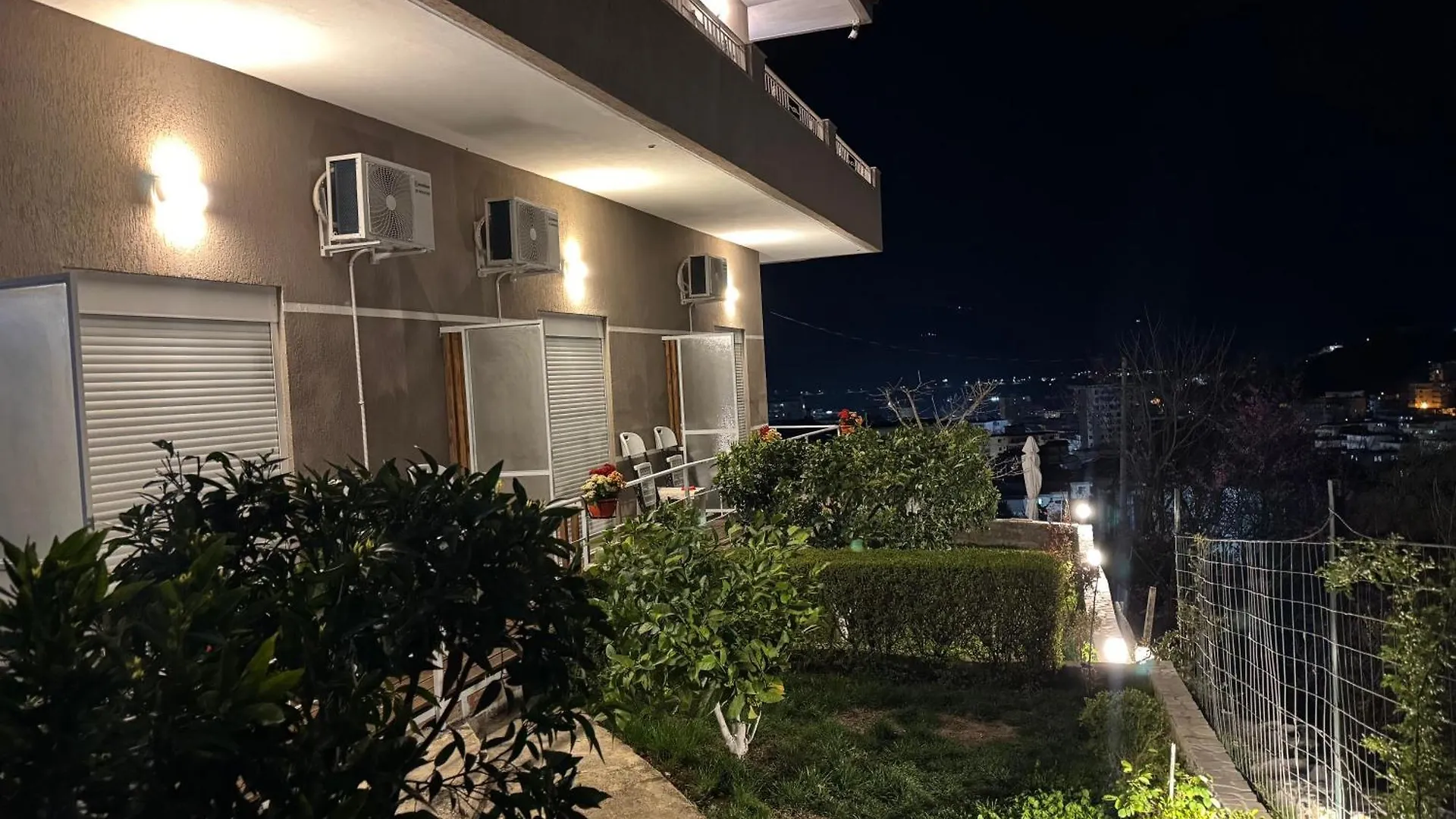 Ilvi Guesthouse Gjirokastër Maison d'hôtes